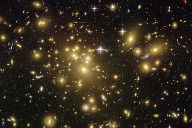 Abell 1689 (обнаружение темной материи)