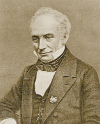 Франц Бопп (1781—1867), немецкий лингвист. Первый возвел сравнительное языкознание на высоту науки, приняв за основание для сравнения не случайное созвучие слов, но весь общий строй языка, и первый объяснил, что «сходство языков означает происхождение их от одного общего первобытного языка». Изображение: «Наука и жизнь»